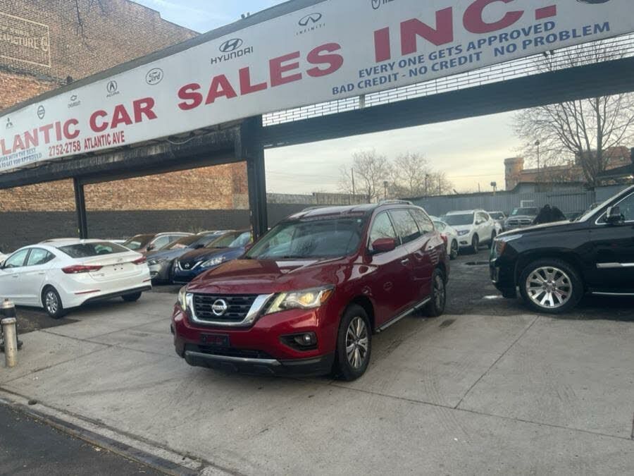 2020 NISSAN Pathfinder