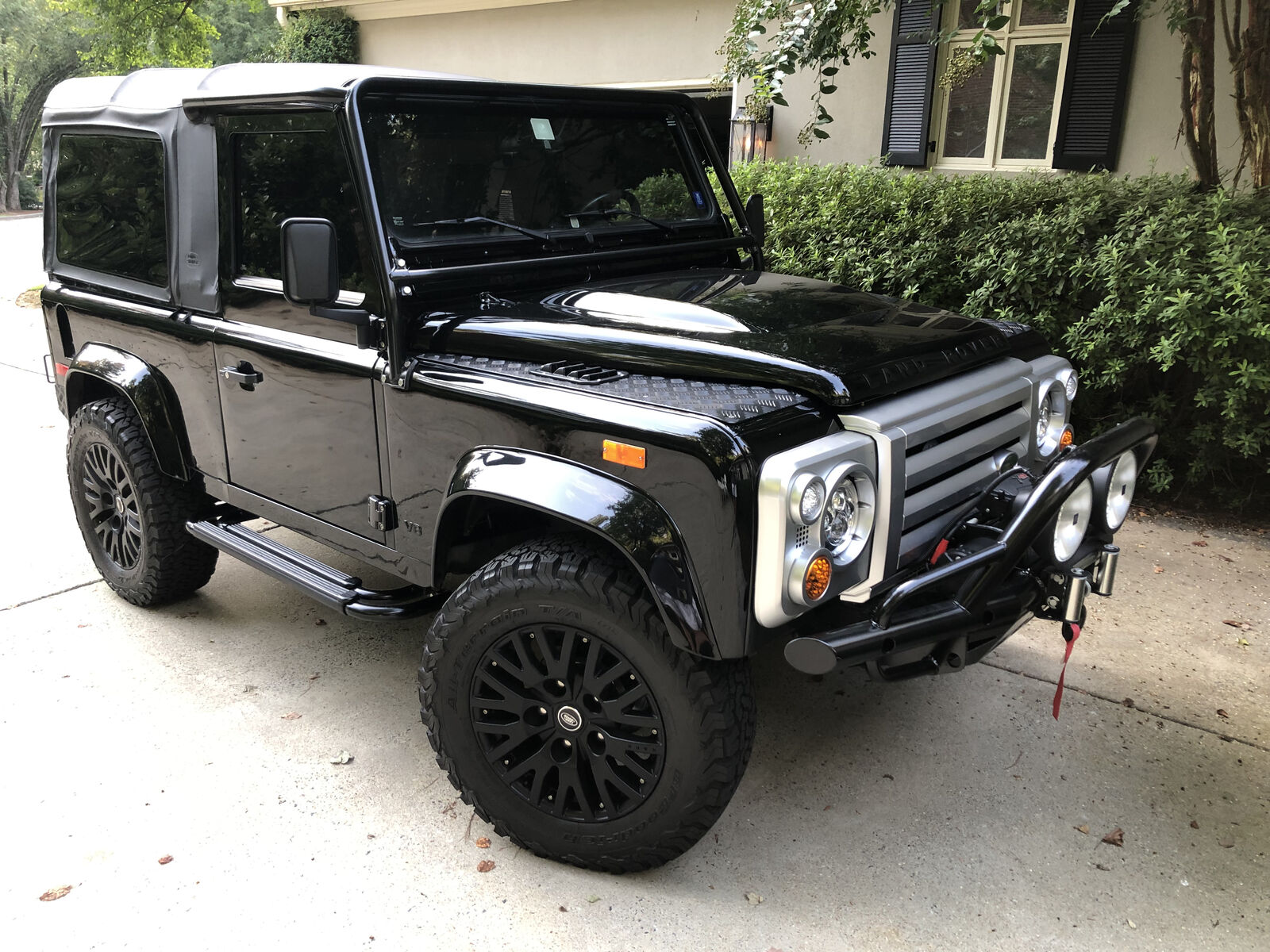Land Rover Defender