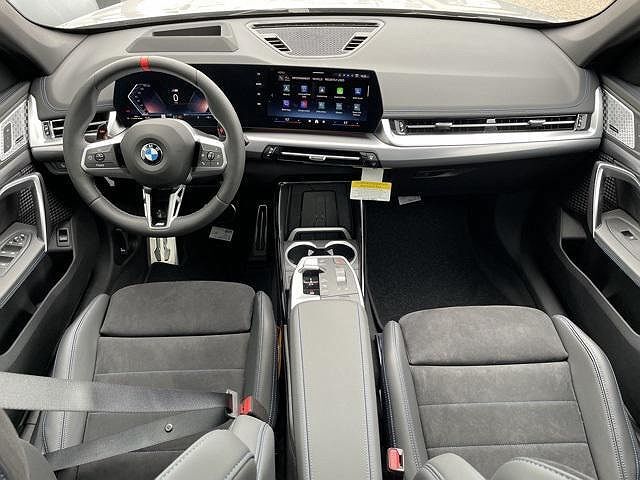 2024 BMW X1