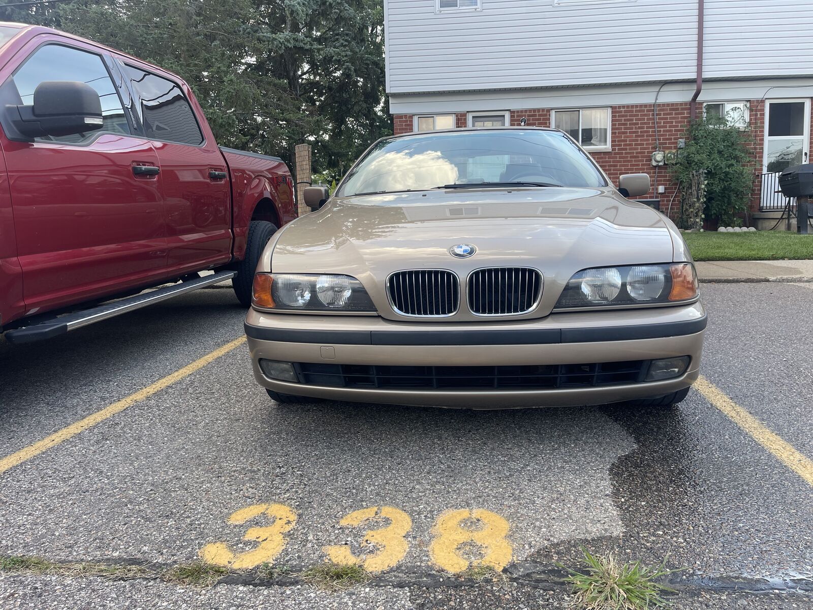 BMW 540i