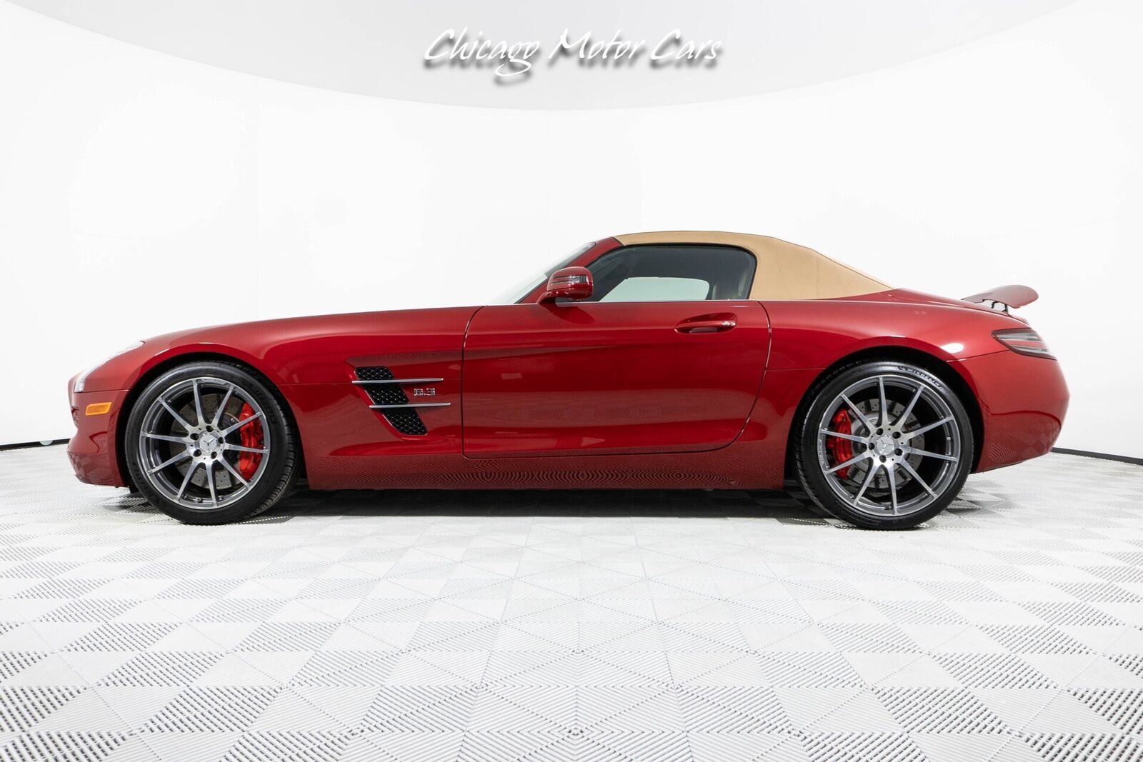 Mercedes-Benz SLS-Class
