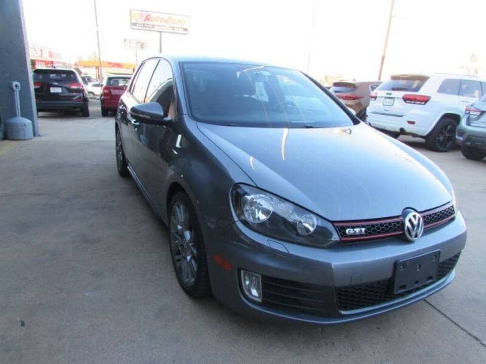 Volkswagen Golf GTI
