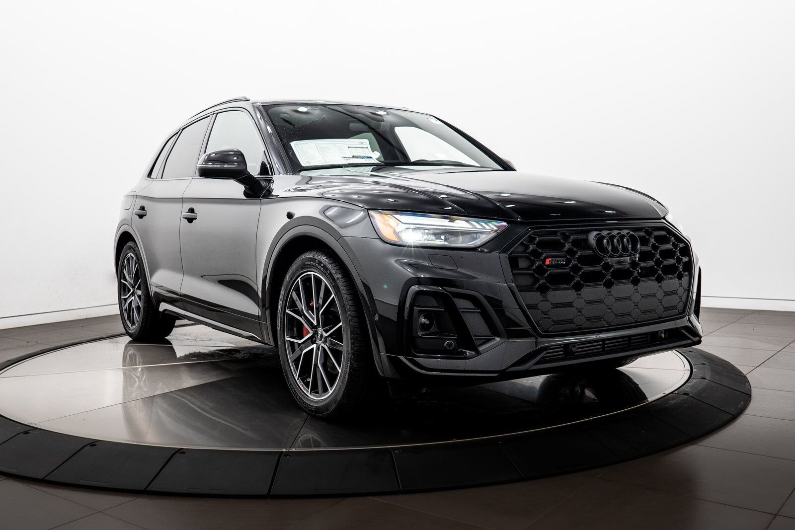 2024 Audi SQ5