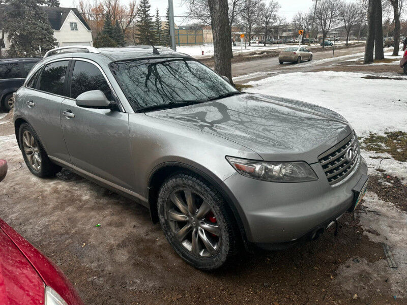 Infiniti FX45