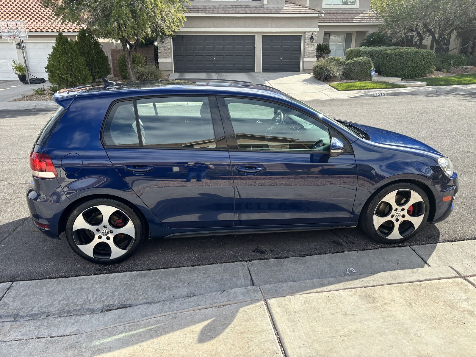 Volkswagen Golf GTI