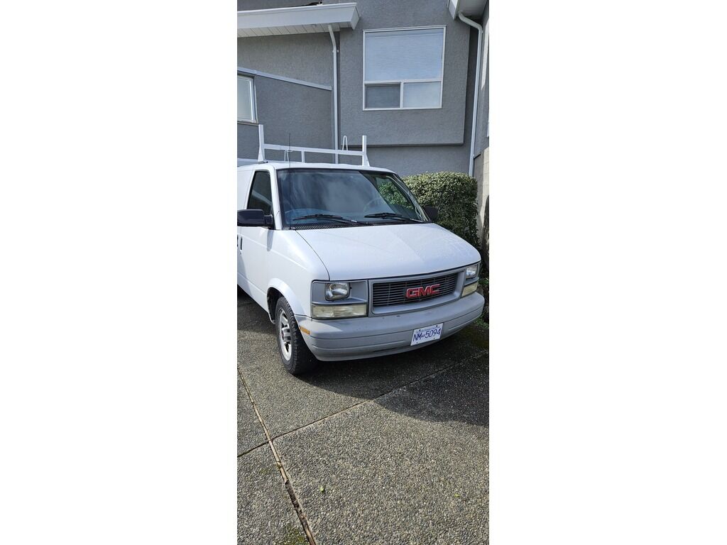 GMC Safari