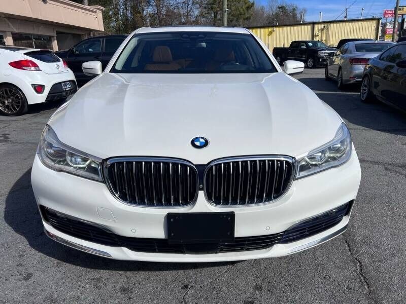 BMW 750i