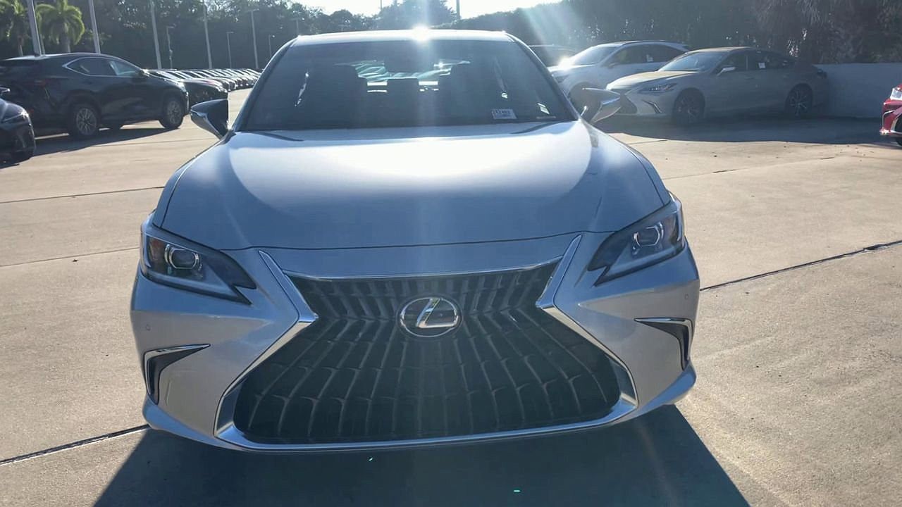 2024 Lexus ES