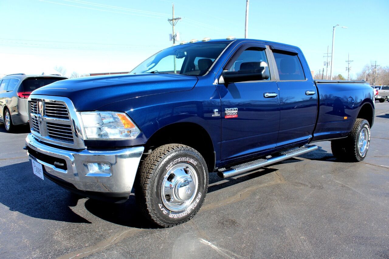 2012 DODGE Ram