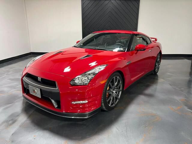 Nissan GT-R