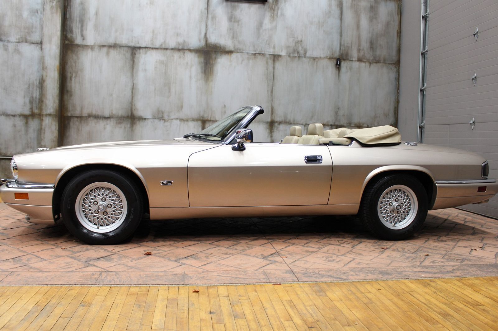 Jaguar XJS