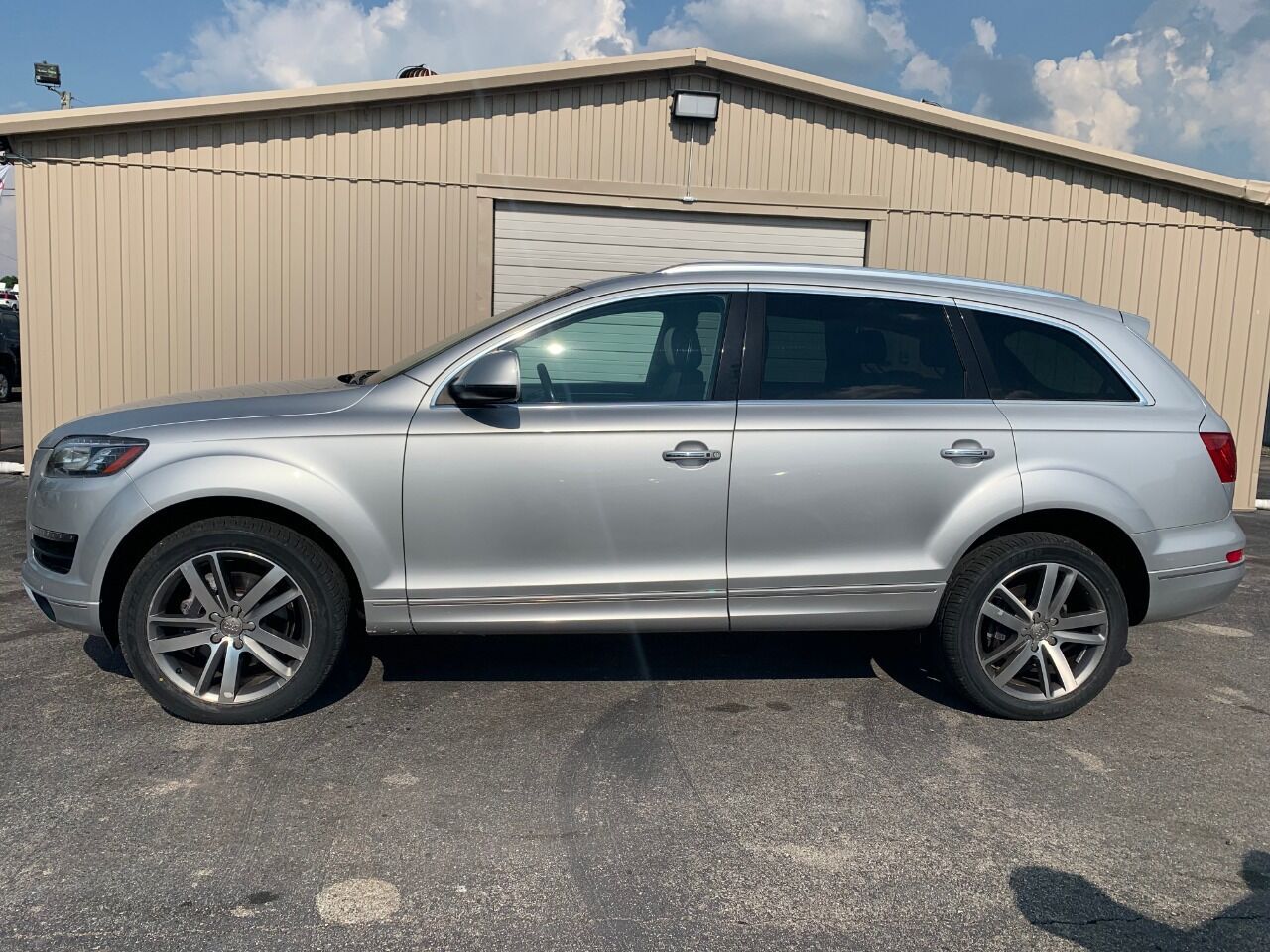 2010 AUDI Q7