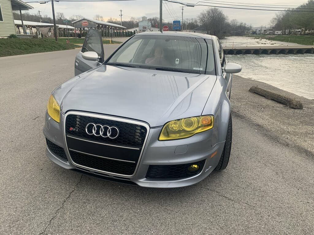 Audi RS4