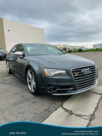 Audi S8