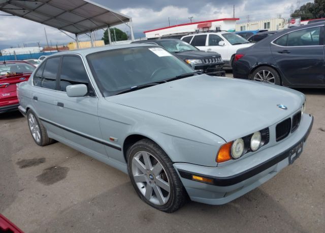 BMW 530i
