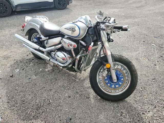 Suzuki VL800K