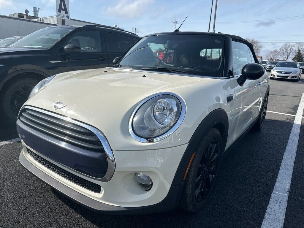 MINI Cooper Convertible