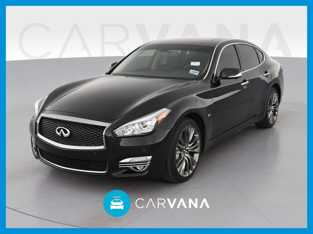 Infiniti Q70