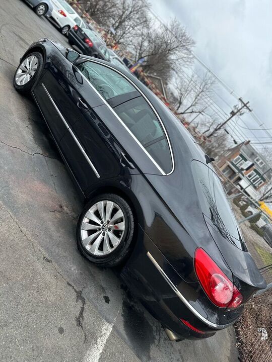 2010 VOLKSWAGEN Passat