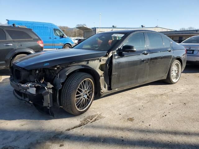 BMW 740i
