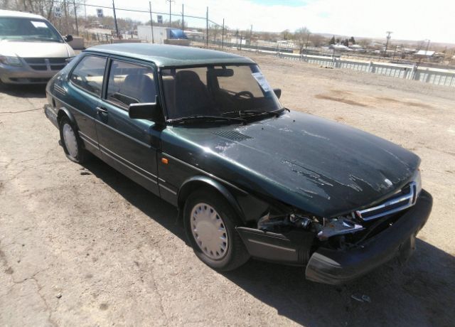 Saab 900