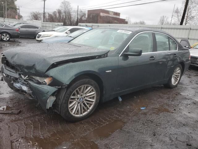BMW 745i