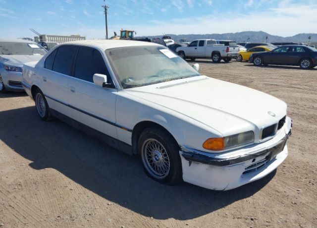 BMW 740i