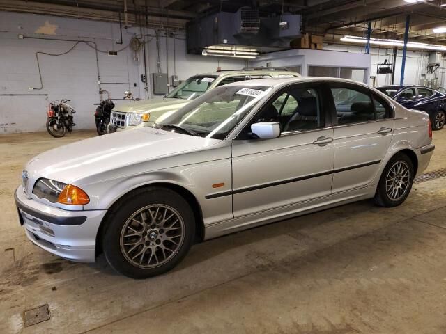 BMW 328i