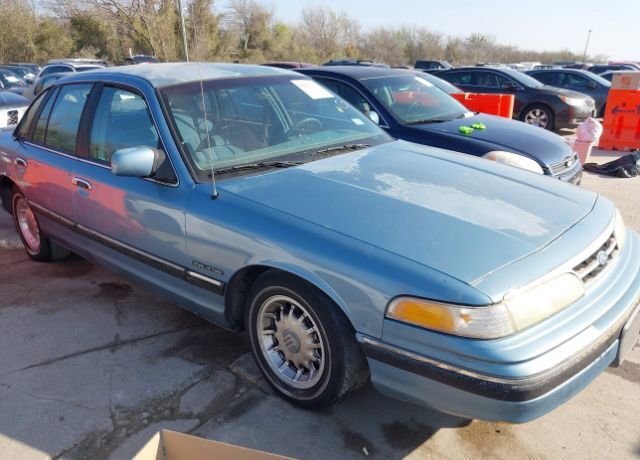 Ford Crown Victoria