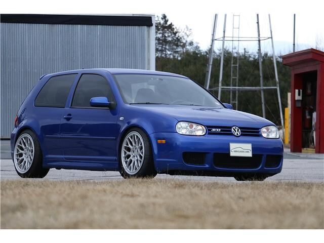 Volkswagen R32