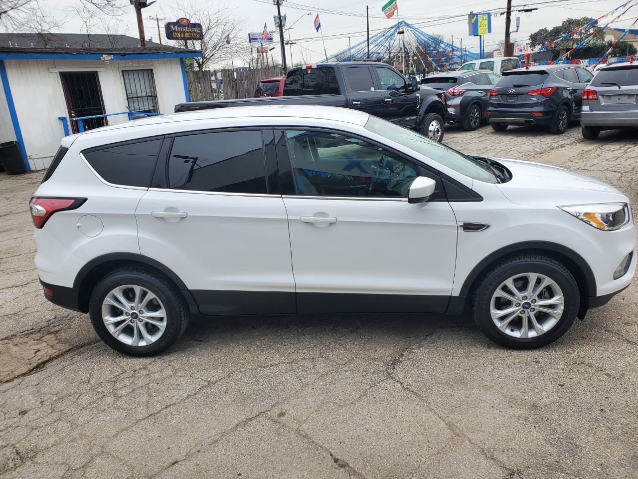 2018 FORD Escape