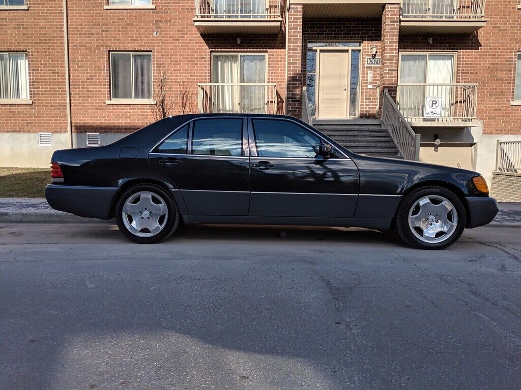 Mercedes-Benz 400