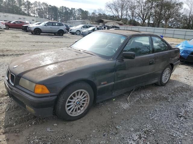 BMW 318iS