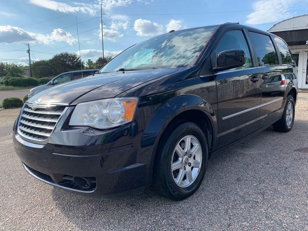 2010 CHRYSLER Town and Country