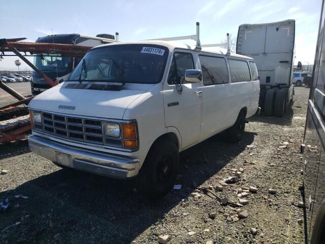 Dodge Ram Wagon