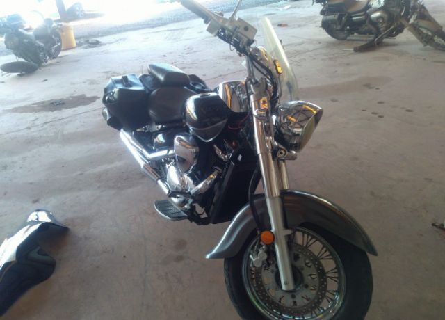 Suzuki VL800/VL800C/VL800T