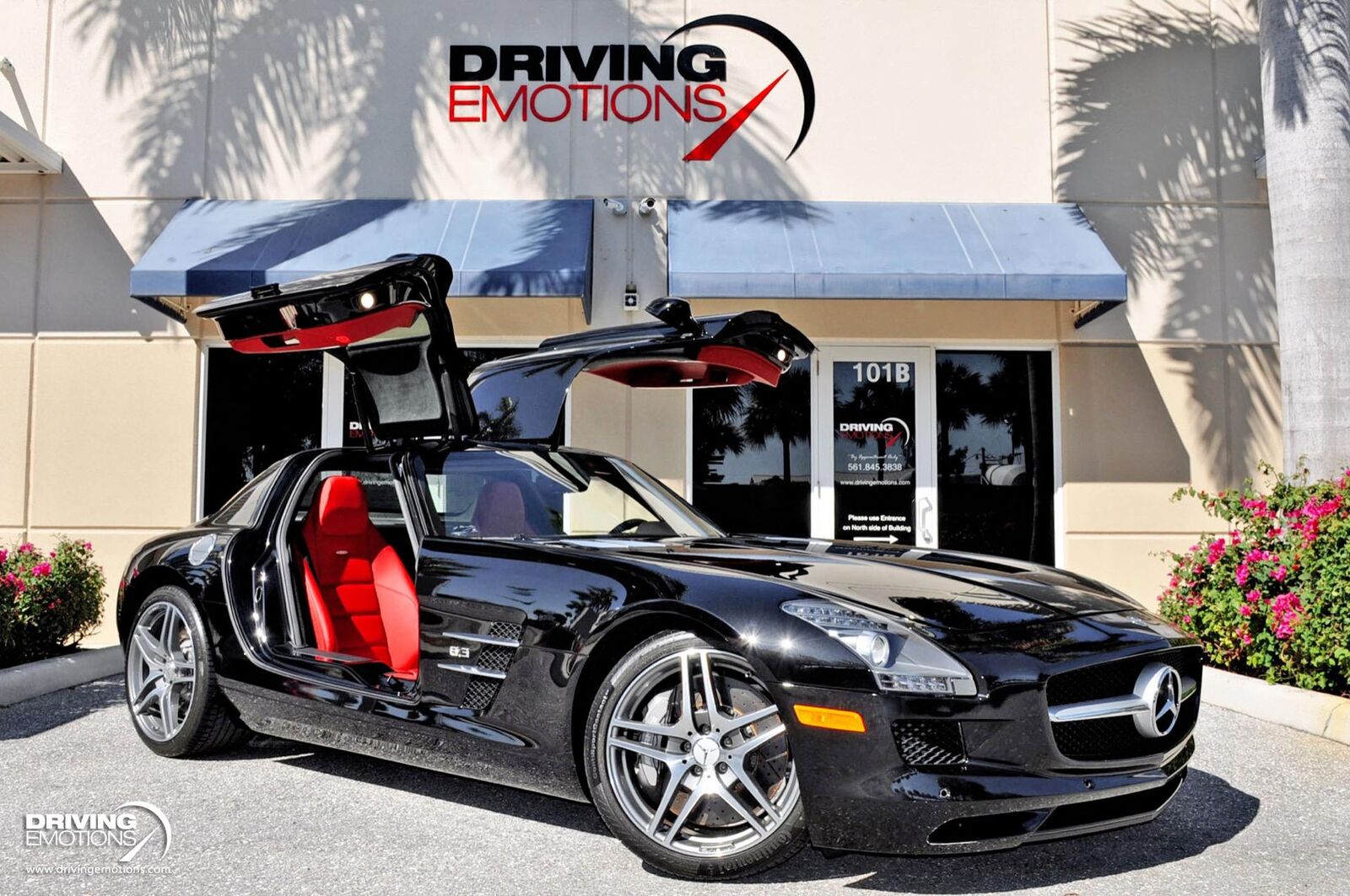Mercedes-Benz SLS-Class