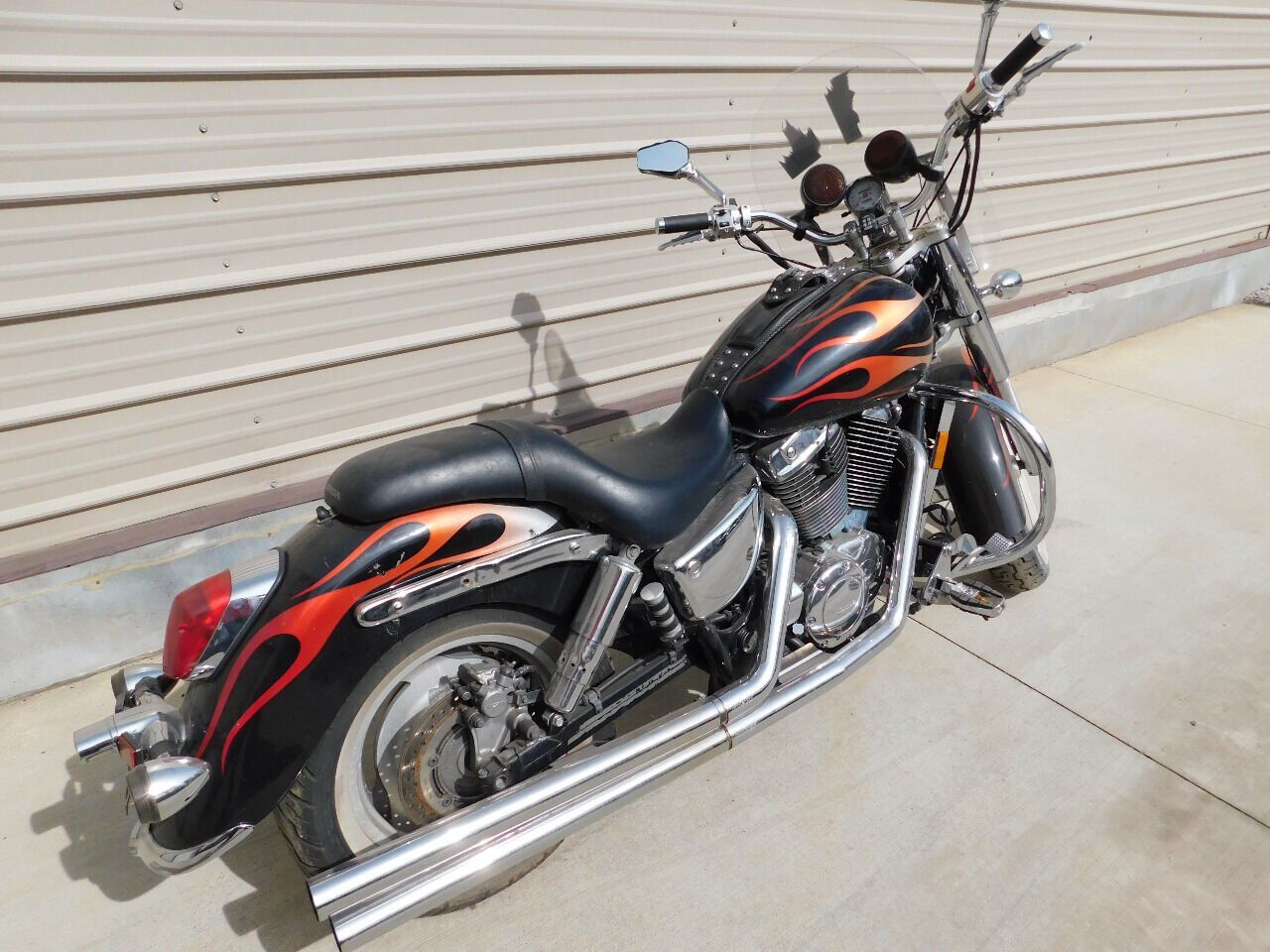 Honda VT1100C2 (SHADOW SABRE)