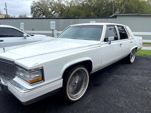 Cadillac Brougham