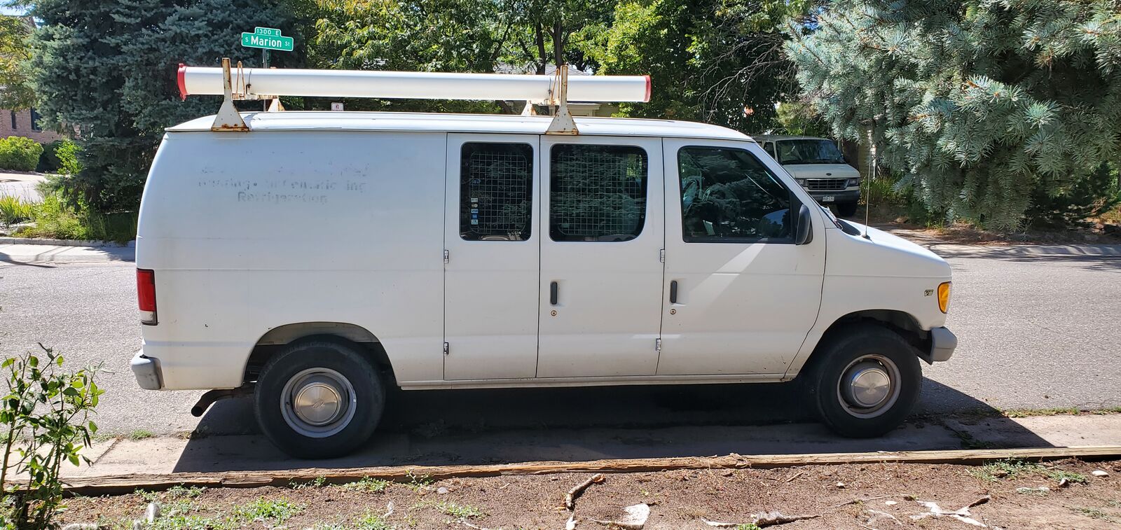 Ford E-250
