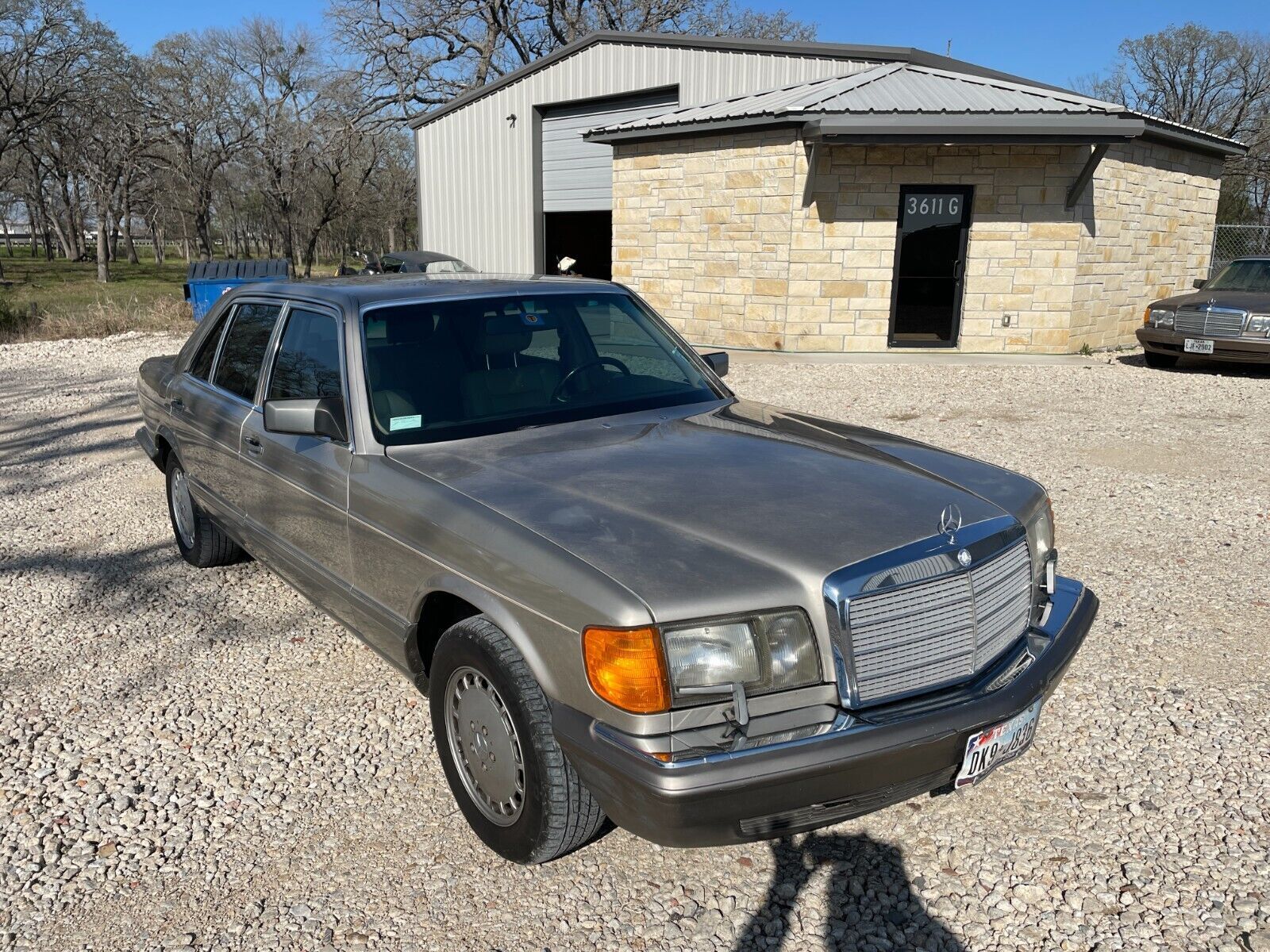 Mercedes-Benz 560