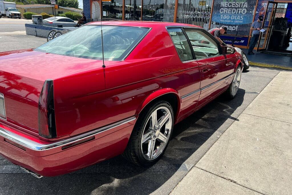 CADILLAC