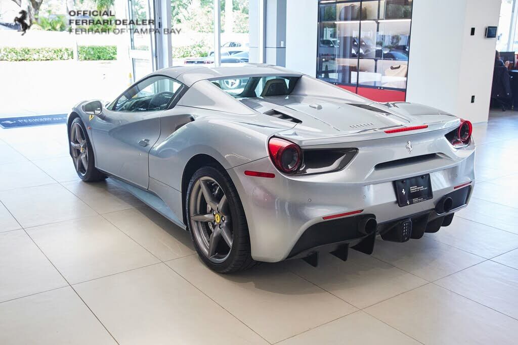 Ferrari 488 GTS