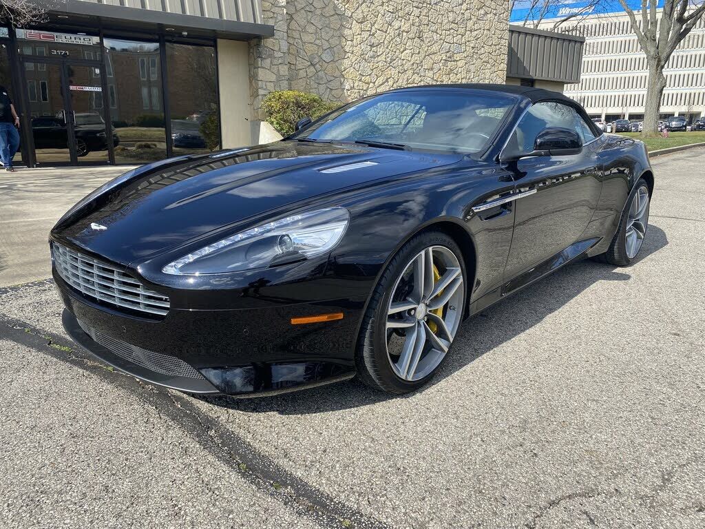 Aston Martin Virage