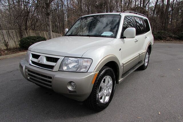 Mitsubishi Montero