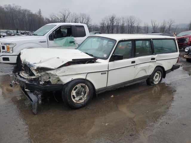 Volvo 240 Series