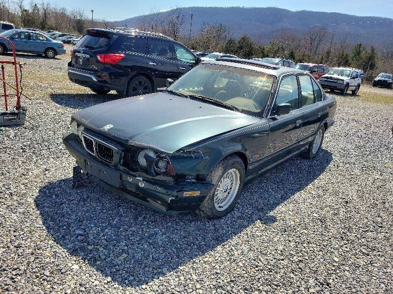 BMW 530i