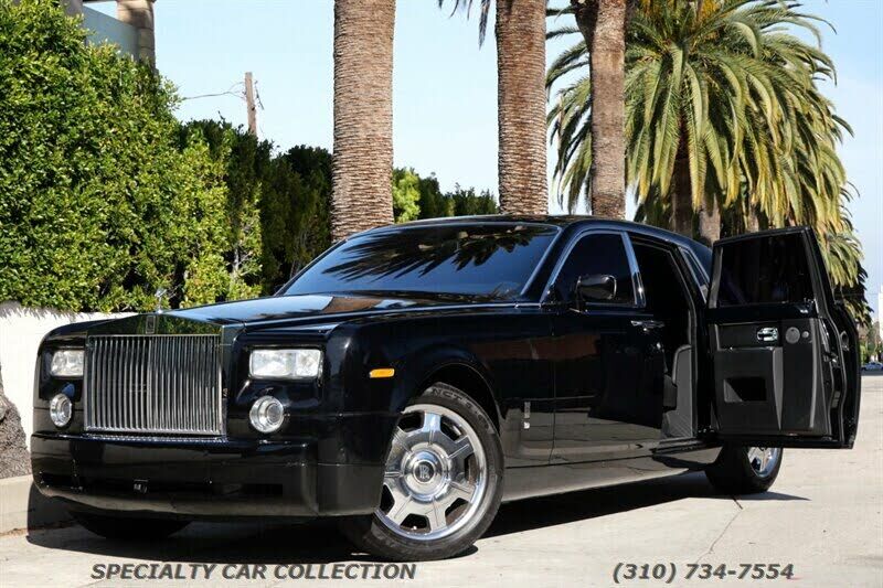 ROLLS-ROYCE