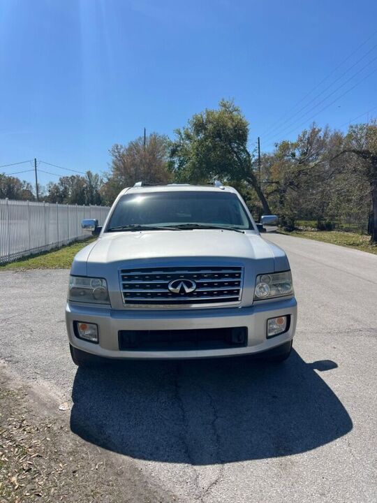 Infiniti QX56