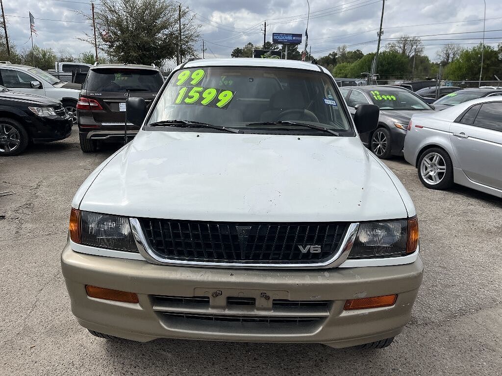 Mitsubishi Montero Sport
